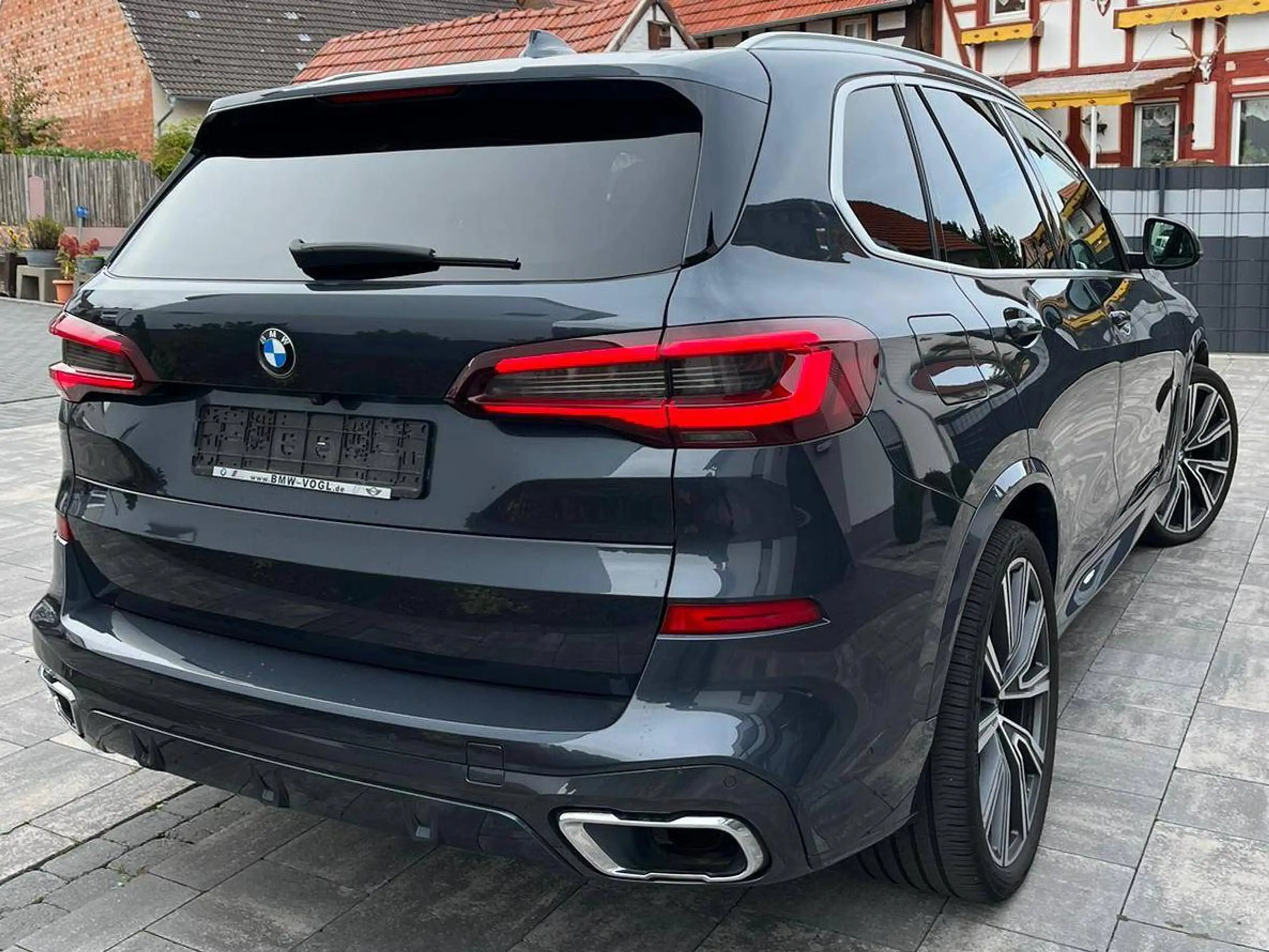 BMW X5 xDrive 30 d M Sport — photo 11