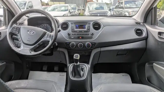 Hyundai I10 view 8