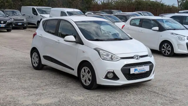 Hyundai I10 view 3