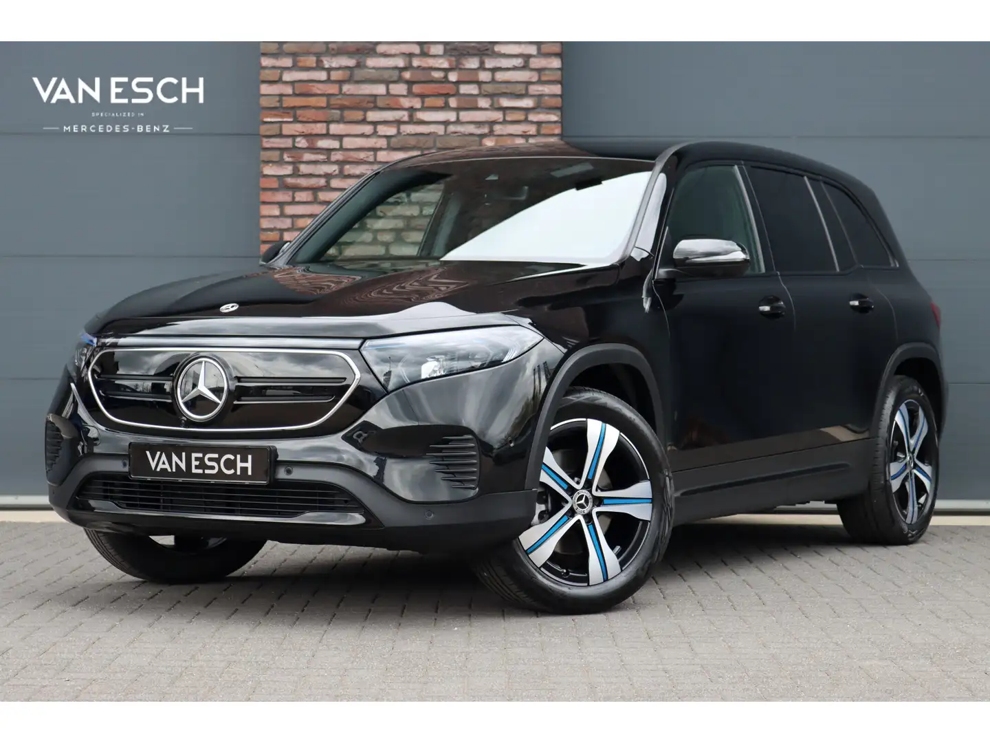 Mercedes-Benz EQB 300 4MATIC Luxury Line 67 kWh | Dodehoekassistent | Ni Negro - 1