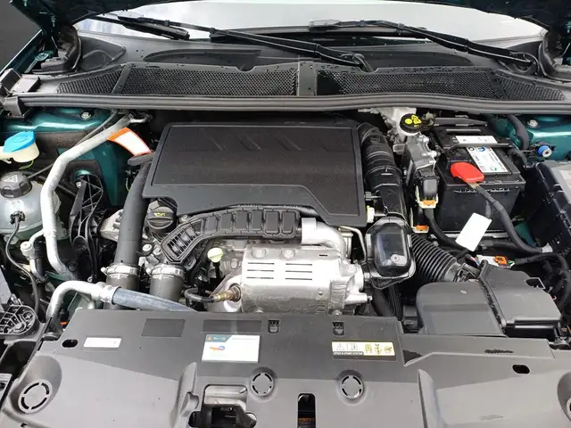 Peugeot 308 view 7