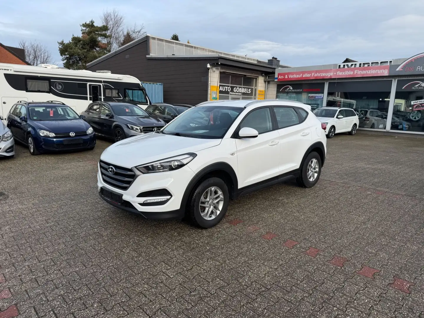 Hyundai TUCSON Sitzhz Alus Tempo Multifkt PDC Klimaauto Weiß - 1