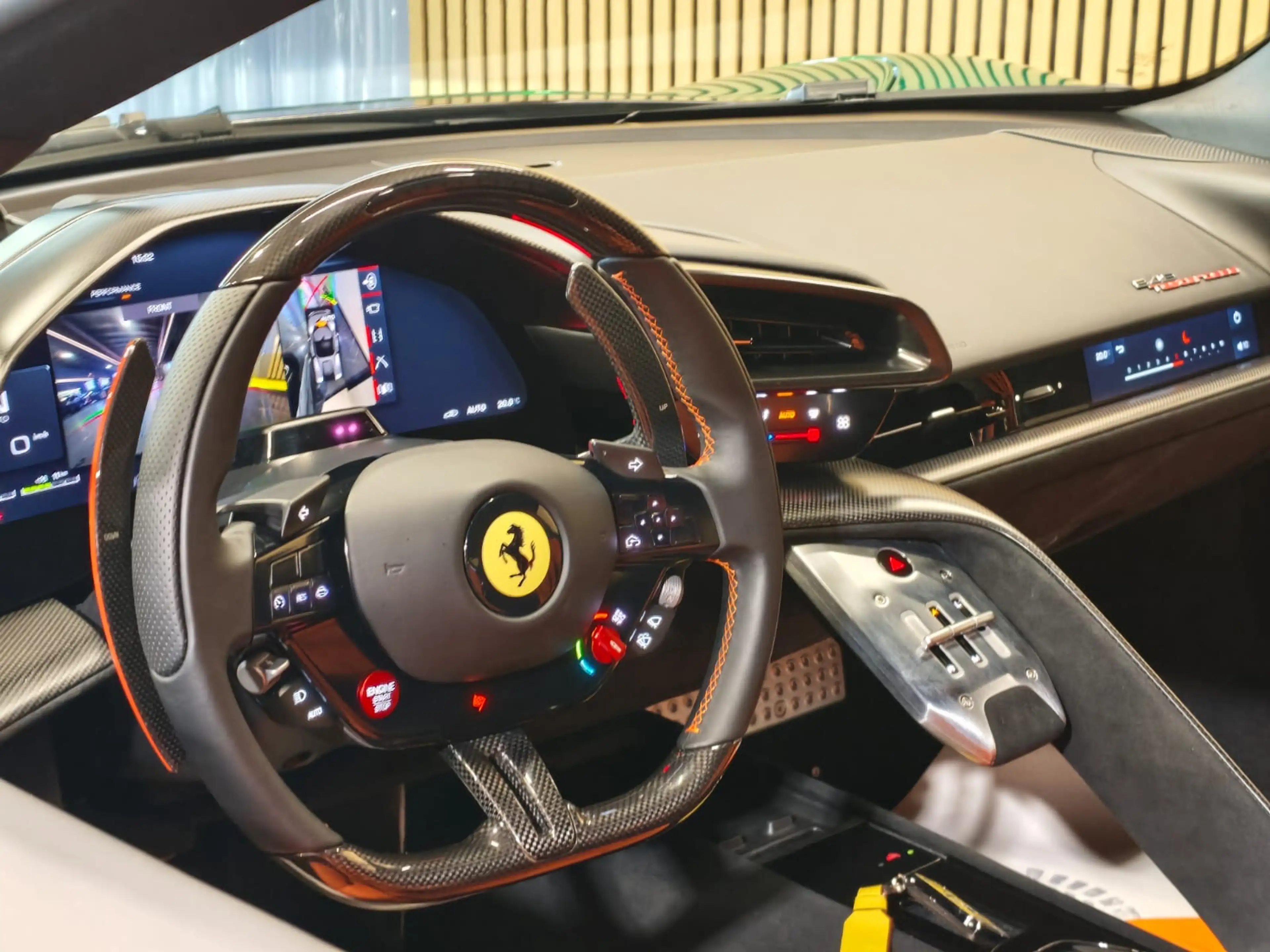 Ferrari Testarossa PHEV 4.0 TRUBO V8 F1 ** TVA DEDUCTIBLE ** BELGIUM CAR ** — photo 4