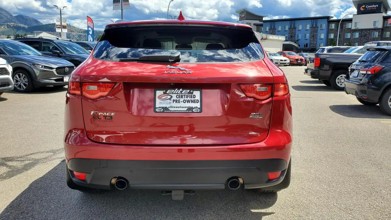 Jaguar F-Pace снимка Jaguar F-Pace