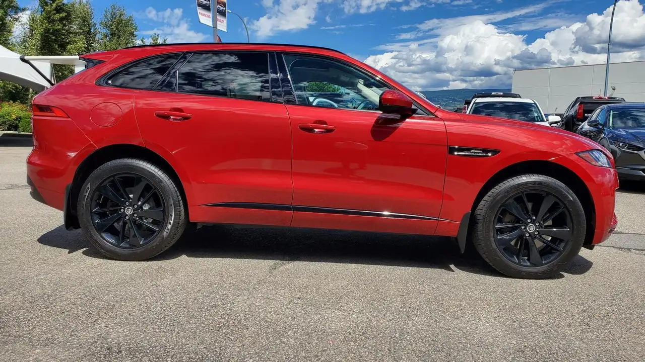 Jaguar F-Pace снимка Jaguar F-Pace