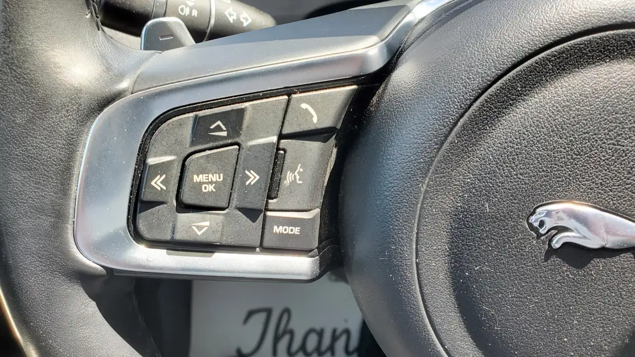 Jaguar F-Pace снимка Jaguar F-Pace