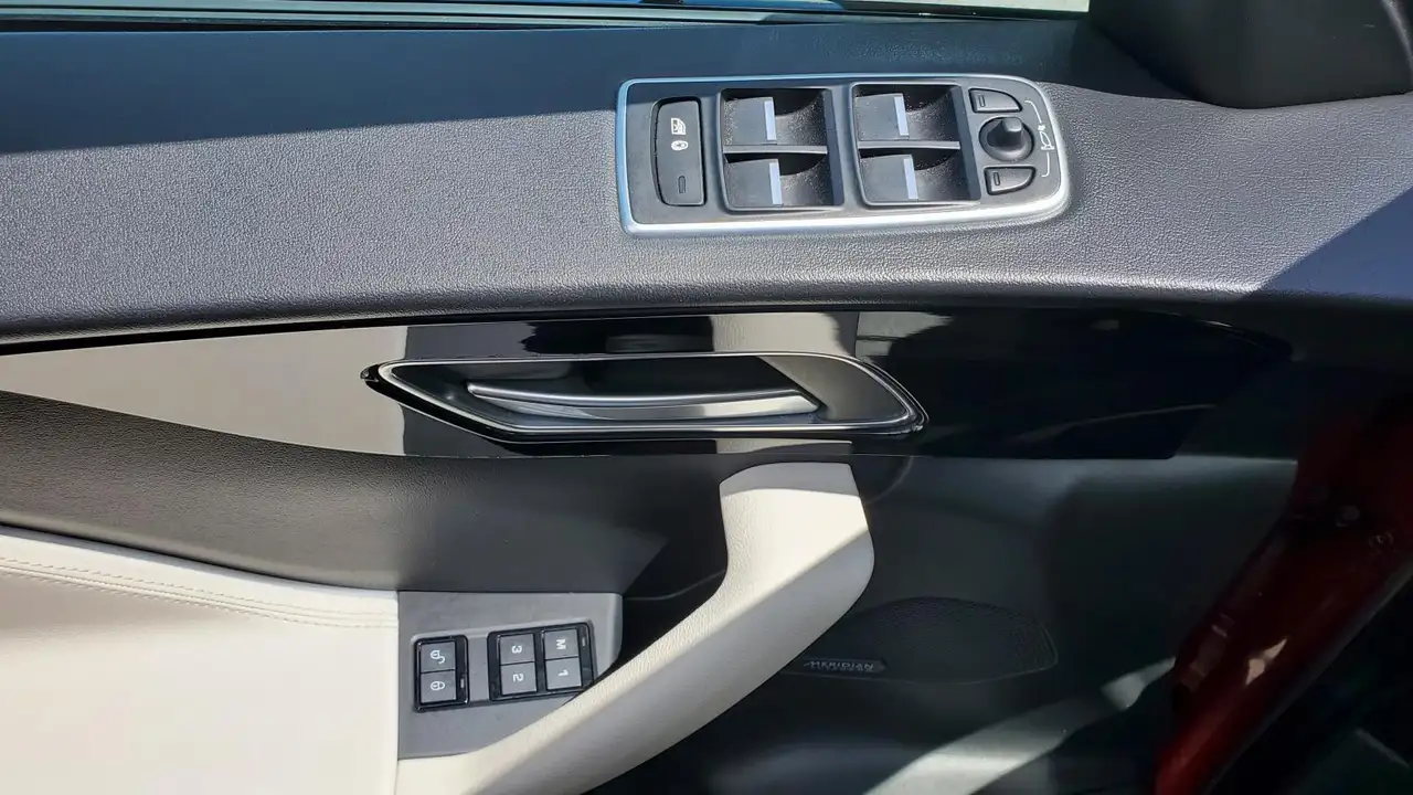 Jaguar F-Pace снимка Jaguar F-Pace