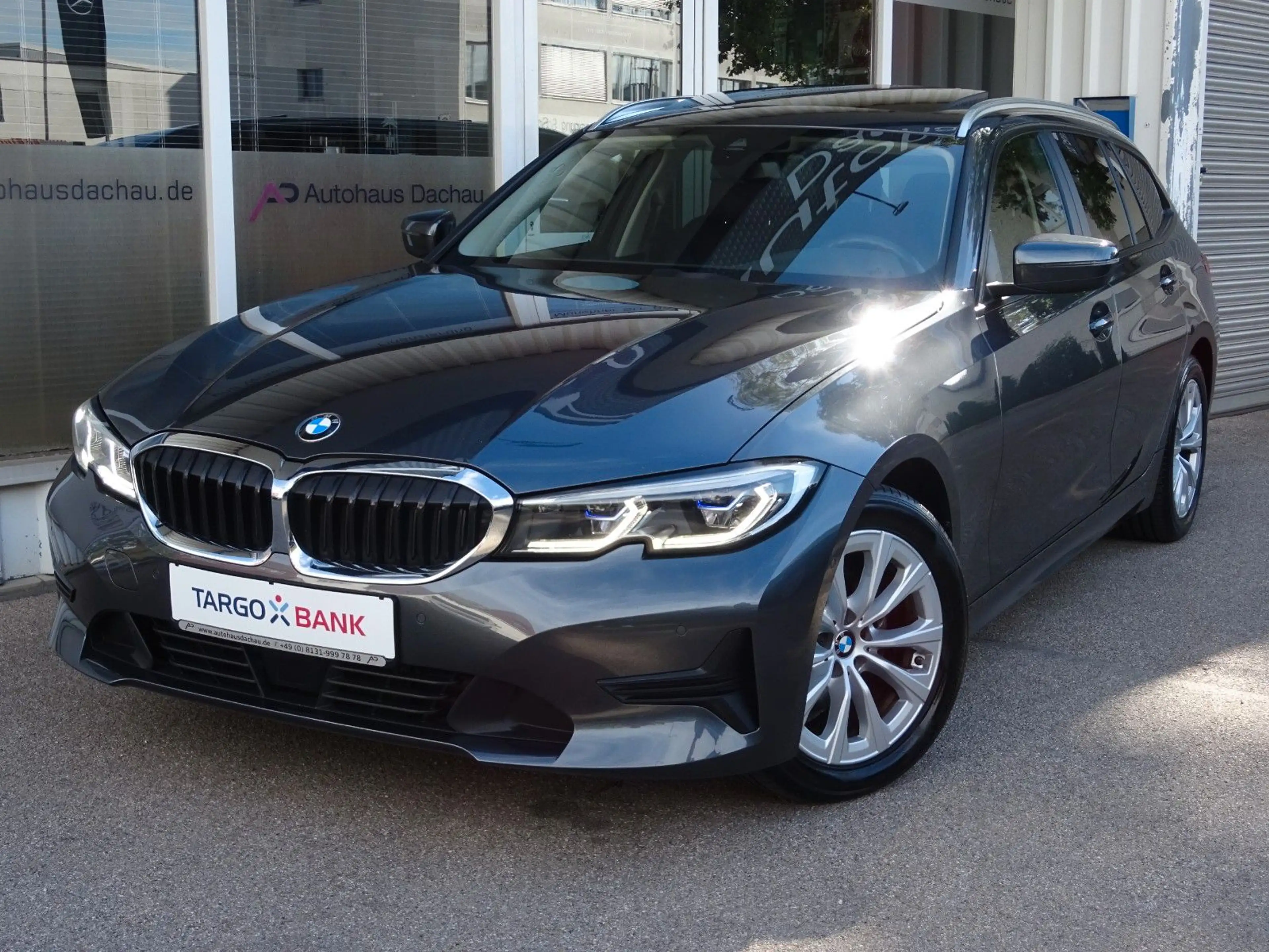 BMW 320 d Touring Standh. Navi Leder Laser ACC Pano — photo 3