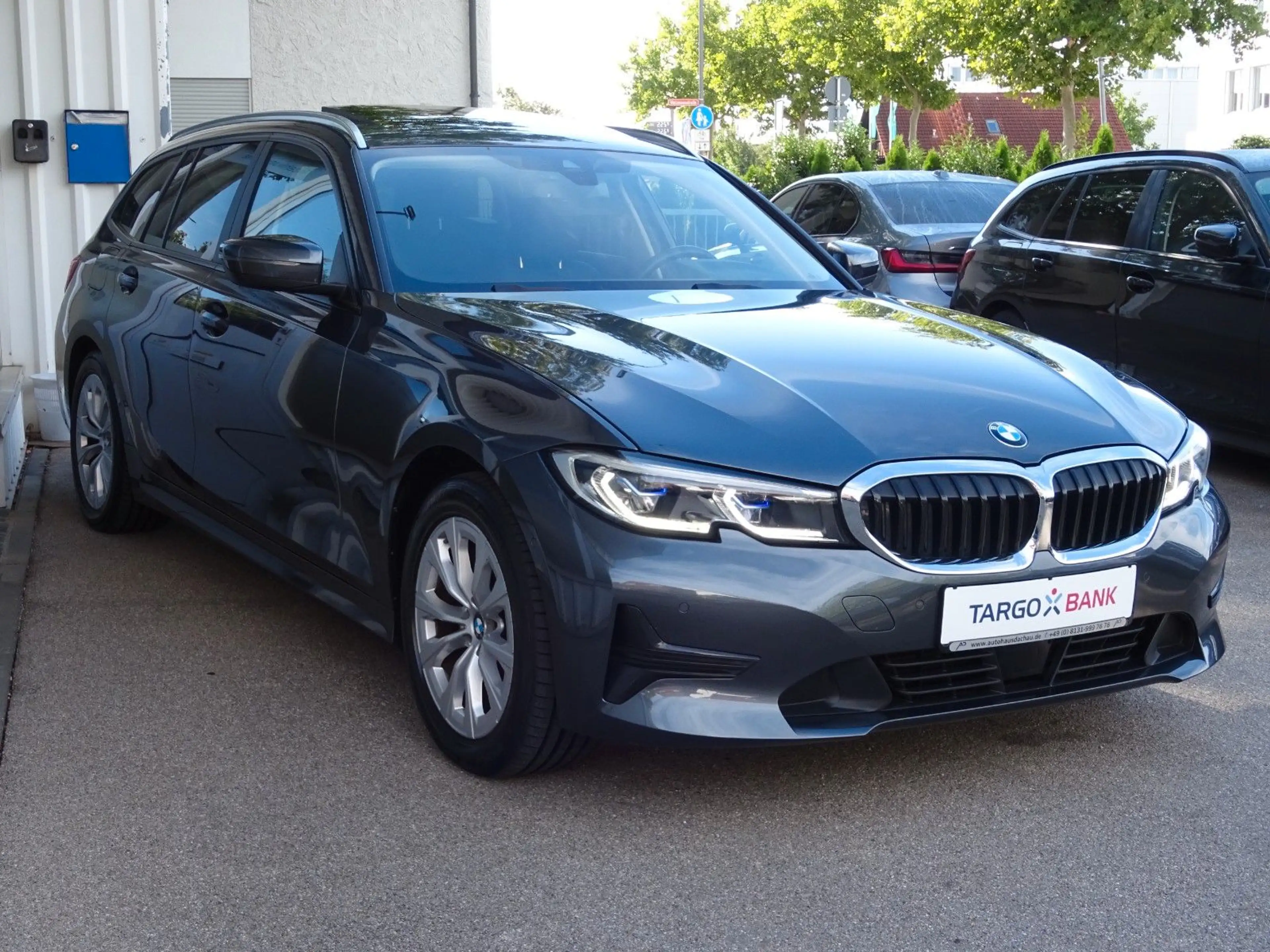 BMW 320 d Touring Standh. Navi Leder Laser ACC Pano
