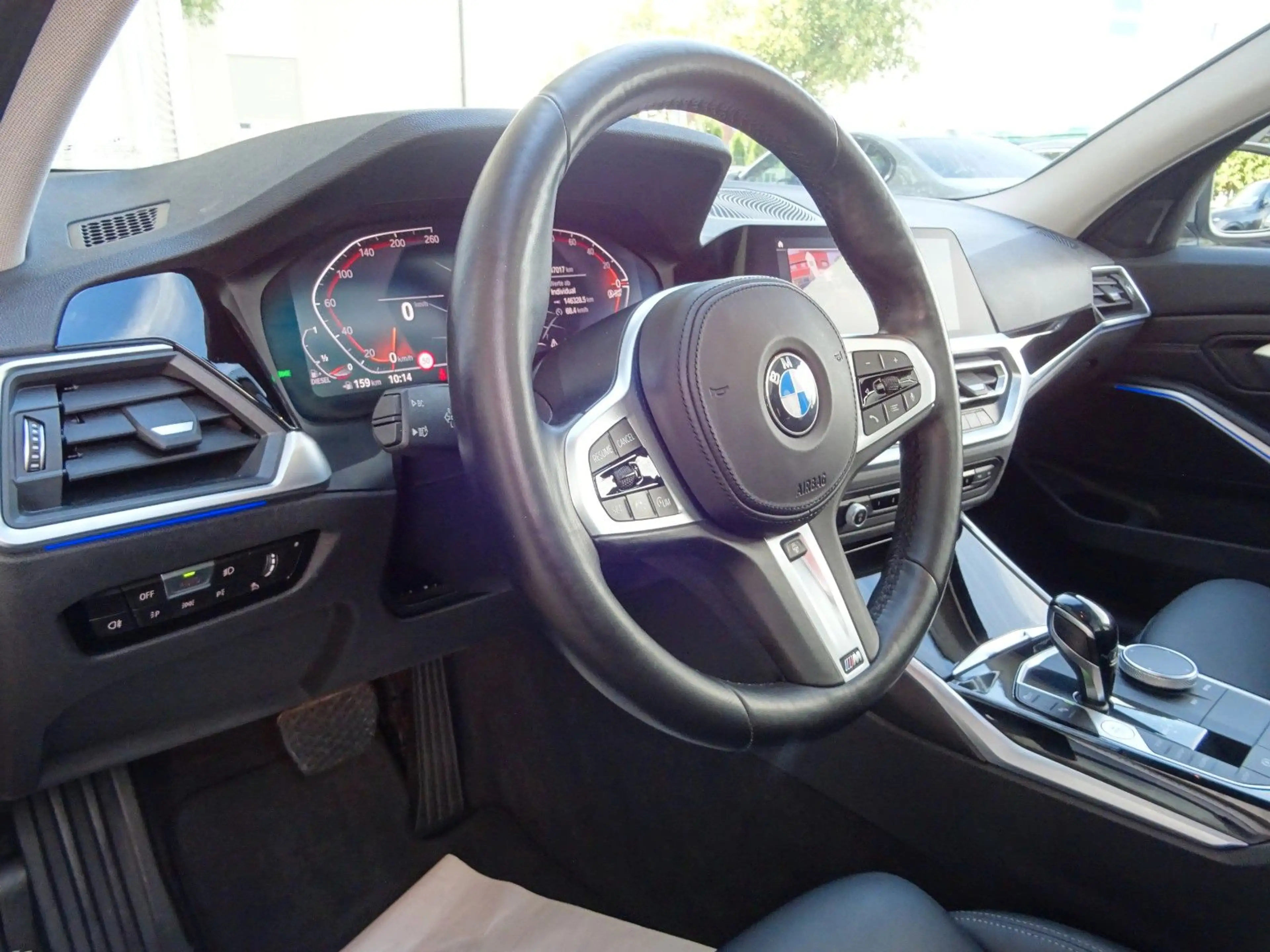BMW 320 d Touring Standh. Navi Leder Laser ACC Pano — photo 9