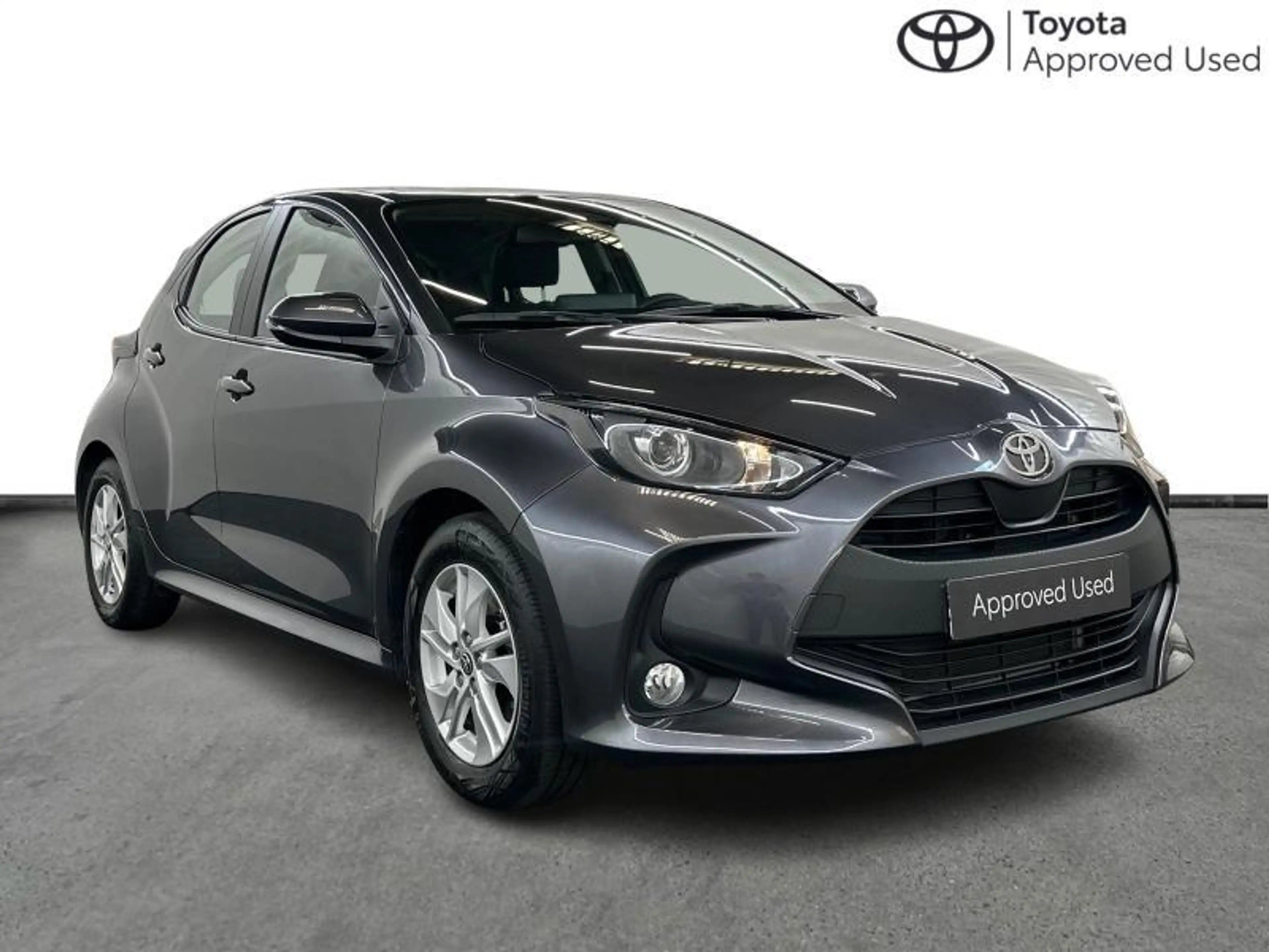 Toyota Yaris Dynamic — photo 16