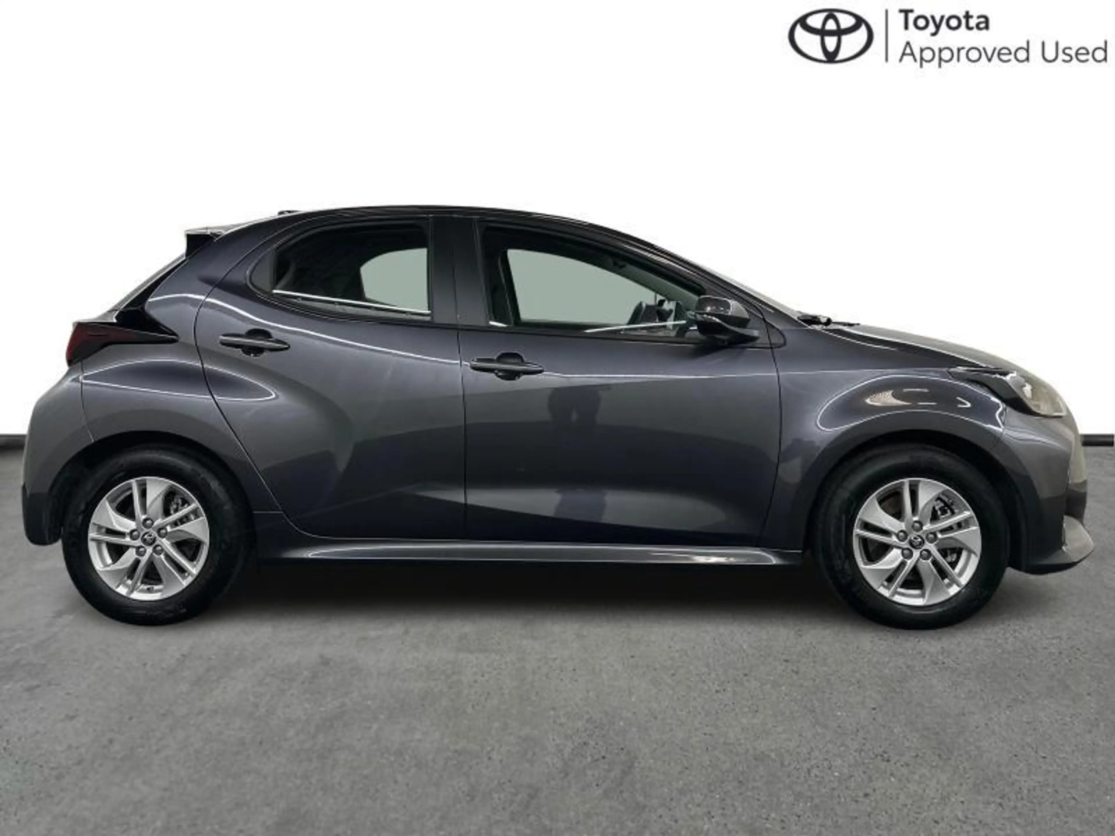 Toyota Yaris Dynamic — photo 14
