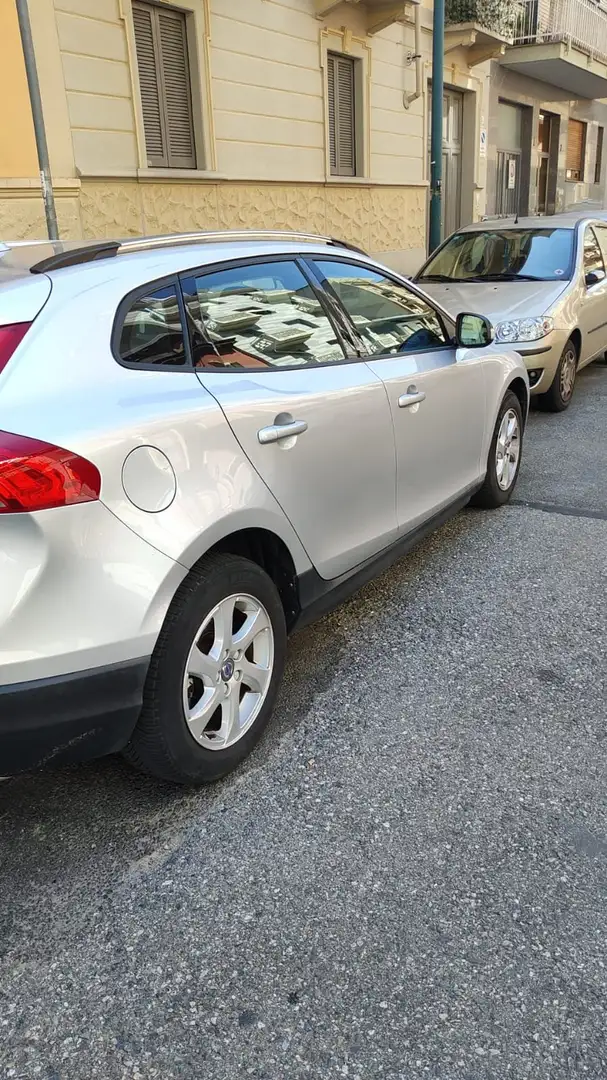 Volvo V40 Cross Country V40 II 2012 Cross Country 1.6 d2 Summum s/b-xeno Argintiu - 1