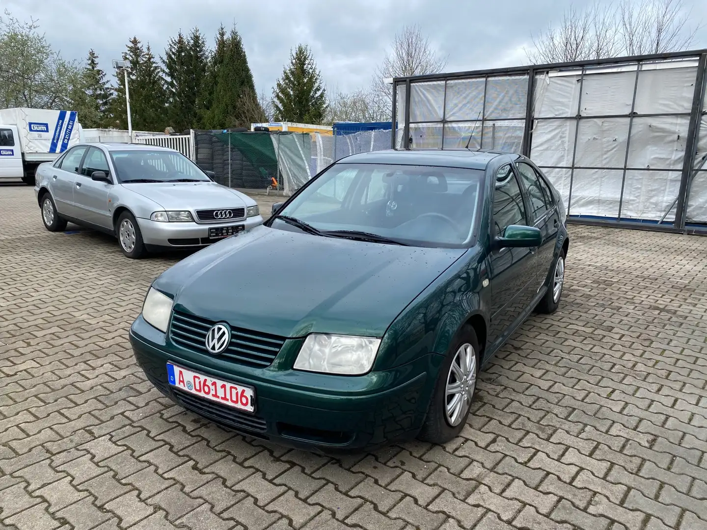 Volkswagen Bora 1.6 Comfortline zelena - 1