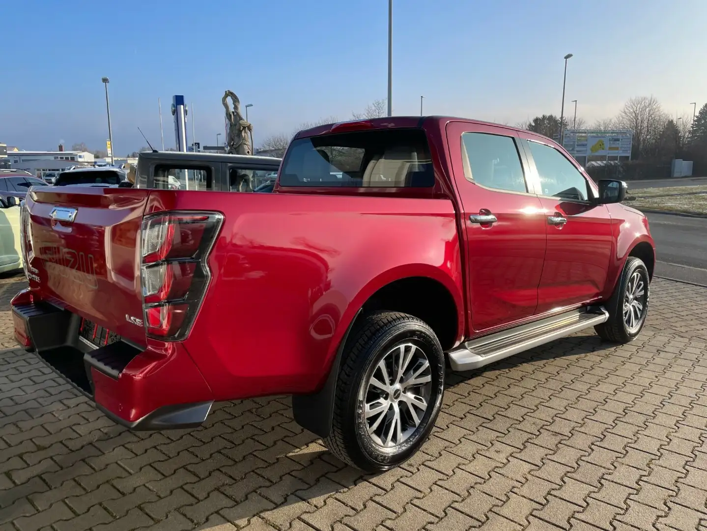 Isuzu D-Max 1.9TD 4X4*LSE*LED*DAB+*AHZV*PTC Rood - 2