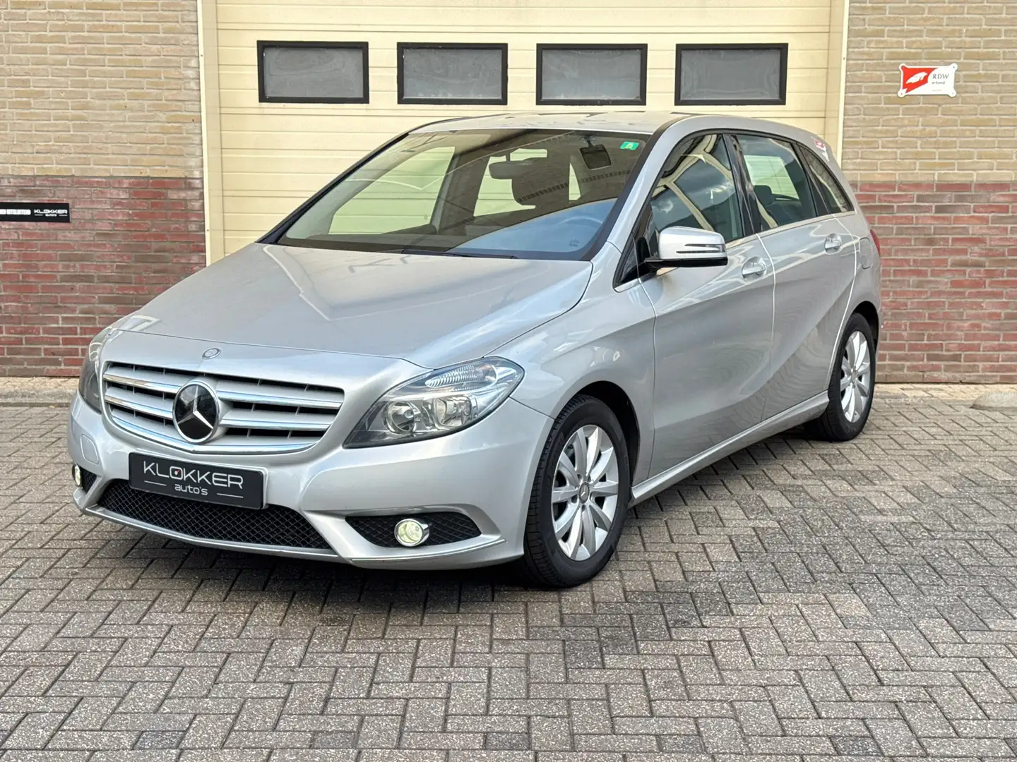 Mercedes-Benz B 180 Ambition Airco | Navi | Dealer ondh. Grijs - 1