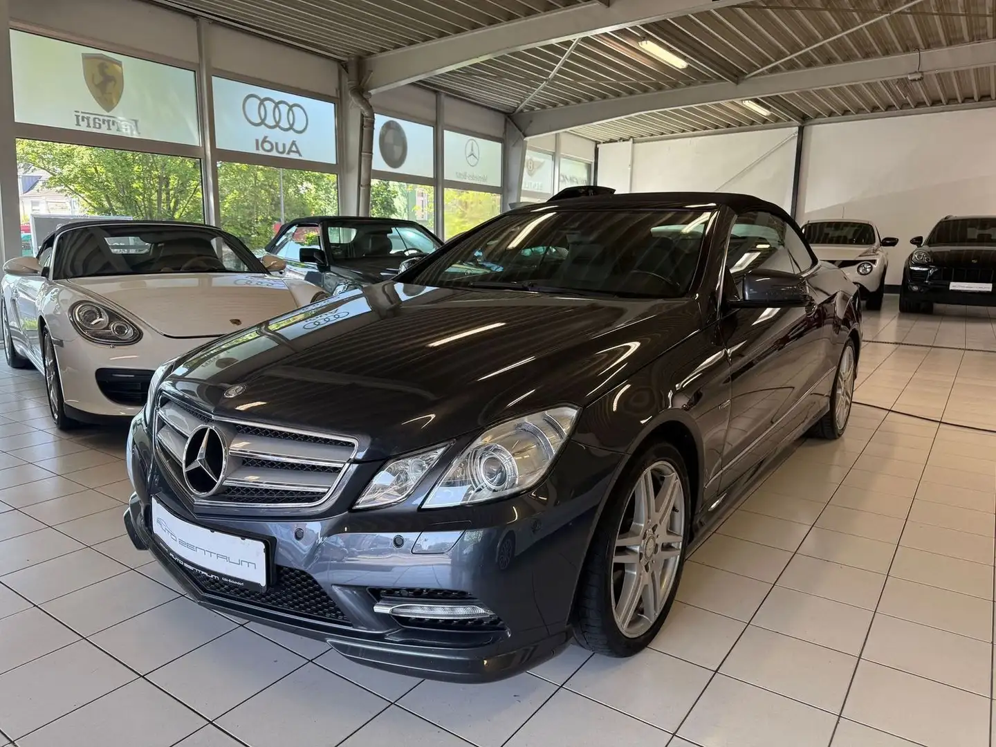 Mercedes-Benz E 350 CGI BlueEfficiency/Kamera/Navi Grigio - 1