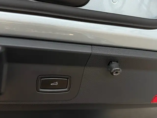 Porsche Panamera 4 E-Hybrid PHEV Aut.*Sport-Design*Panorama*PDLS... Ansicht 34