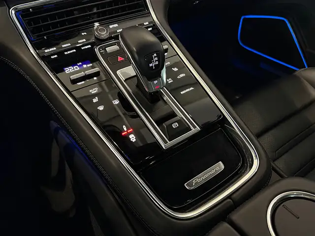 Porsche Panamera 4 E-Hybrid PHEV Aut.*Sport-Design*Panorama*PDLS... Ansicht 28