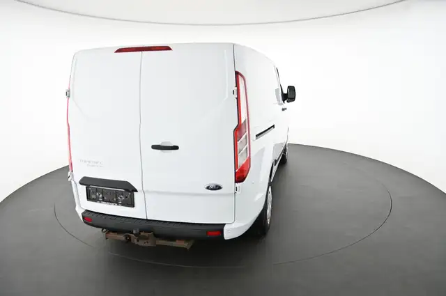 Ford Transit Custom view 12