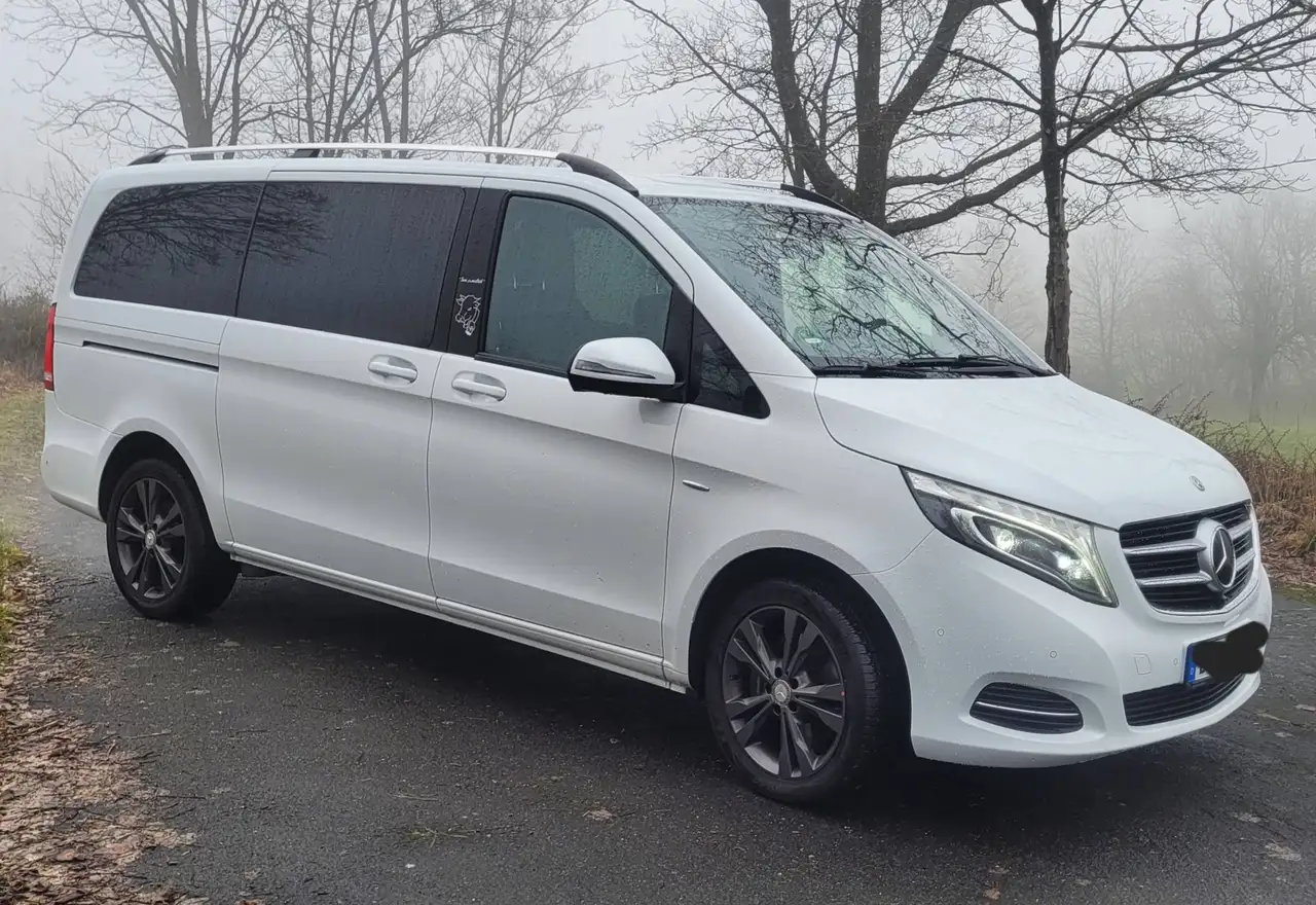 Mercedes-Benz V 250