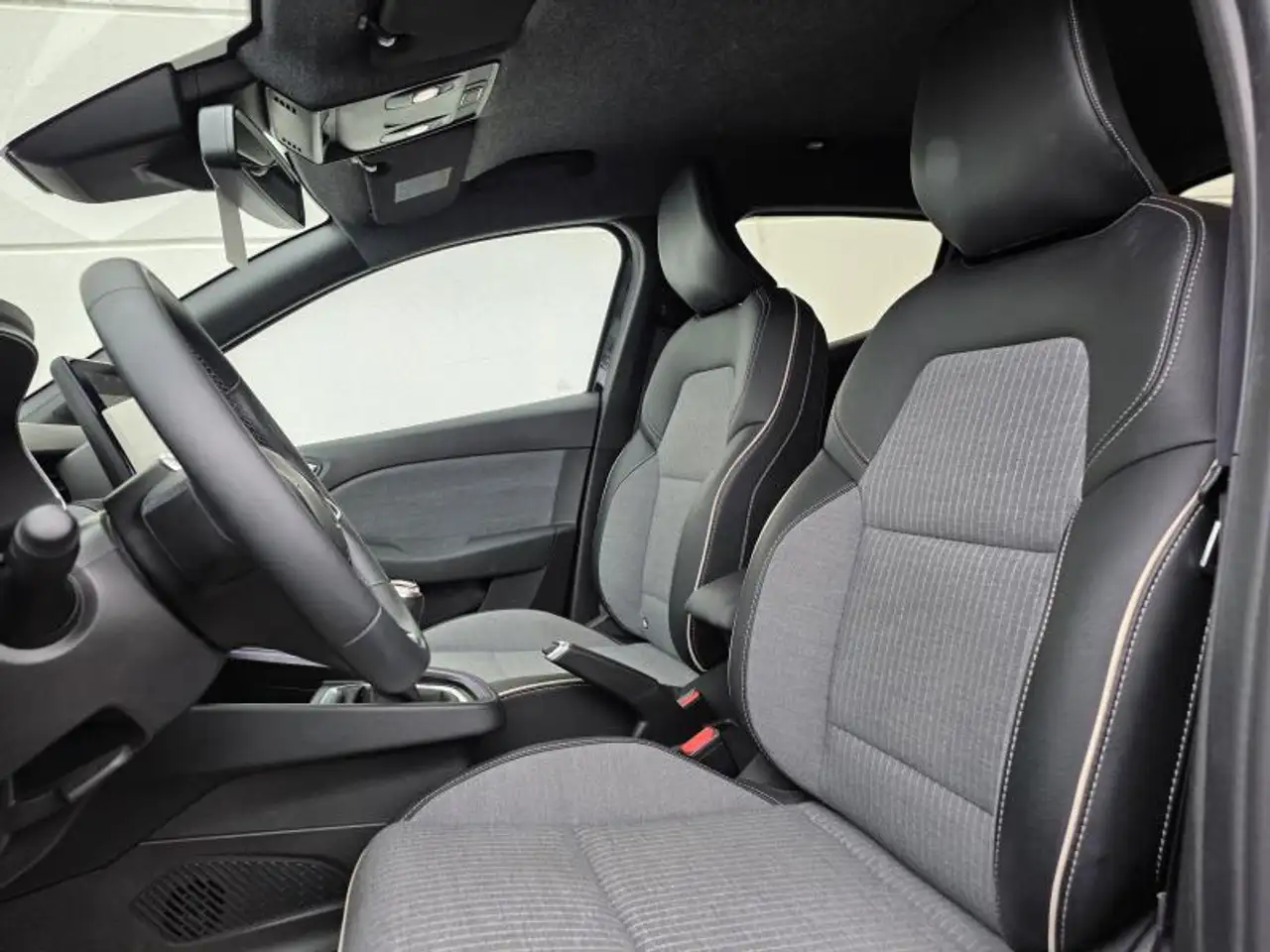 Renault Clio Techno 1.0 tce 90ch, миниатюра 9