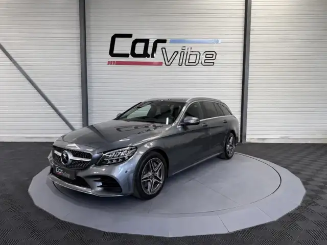 Mercedes-Benz C-Class view 4
