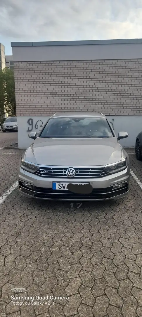 Volkswagen Passat 2.0 TDI SCR (BlueMotion Tech) 4Motion D Highline Bronze - 2