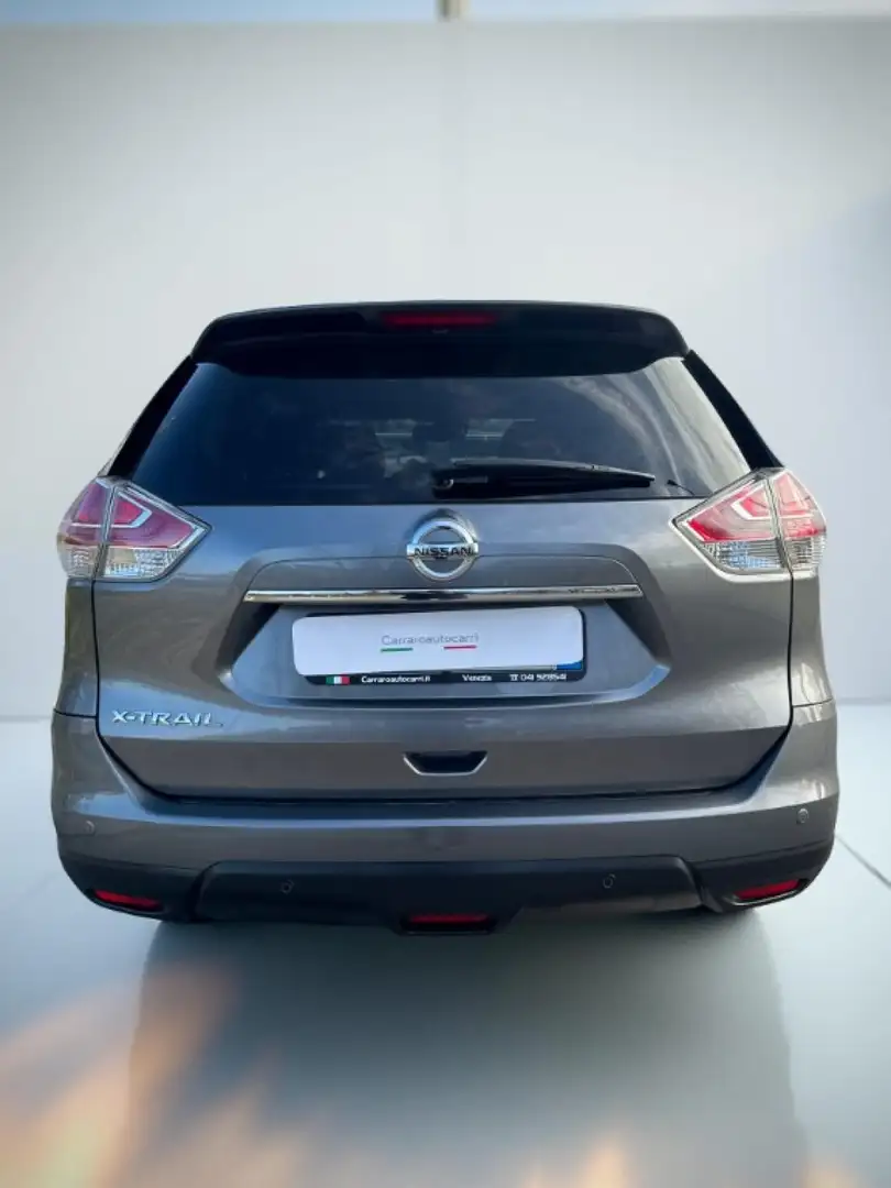 Nissan X-Trail 1.6 dCi 4WD Tekna Grau - 2