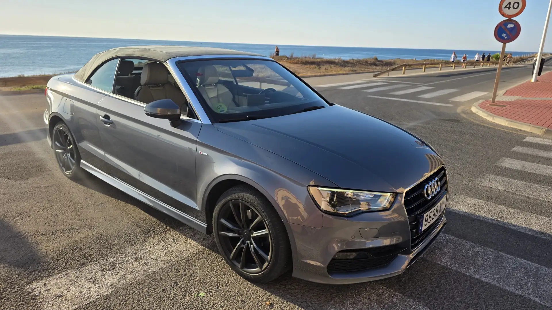 Audi A3 Cabrio 1.5 TFSI COD EVO Sport S-T 110kW Edition - 1