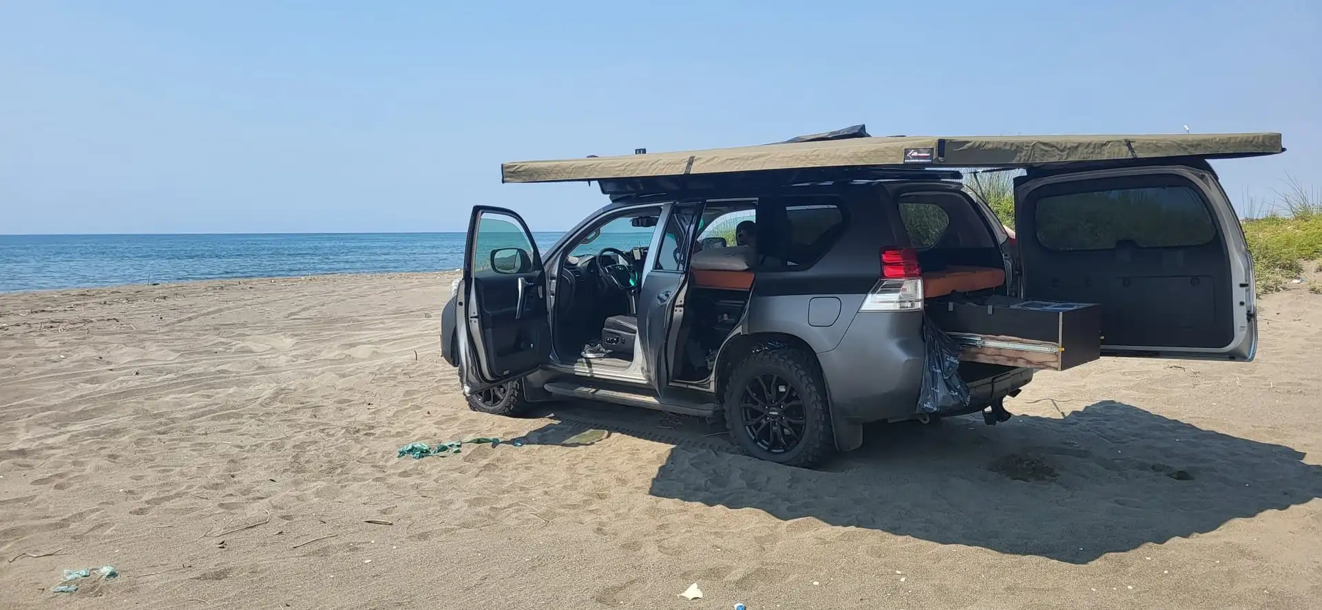 Toyota Land Cruiser 3.0 D-4D Automatik 60 Anniversary Gris - 2
