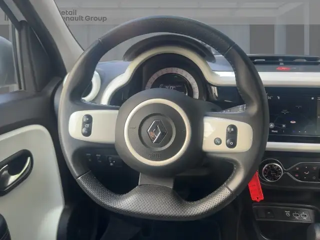 Renault Twingo view 11