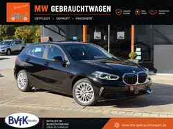 Bmw 116 i Steptronic NAVI LED PDC SHZ TEMP. CARPLAY