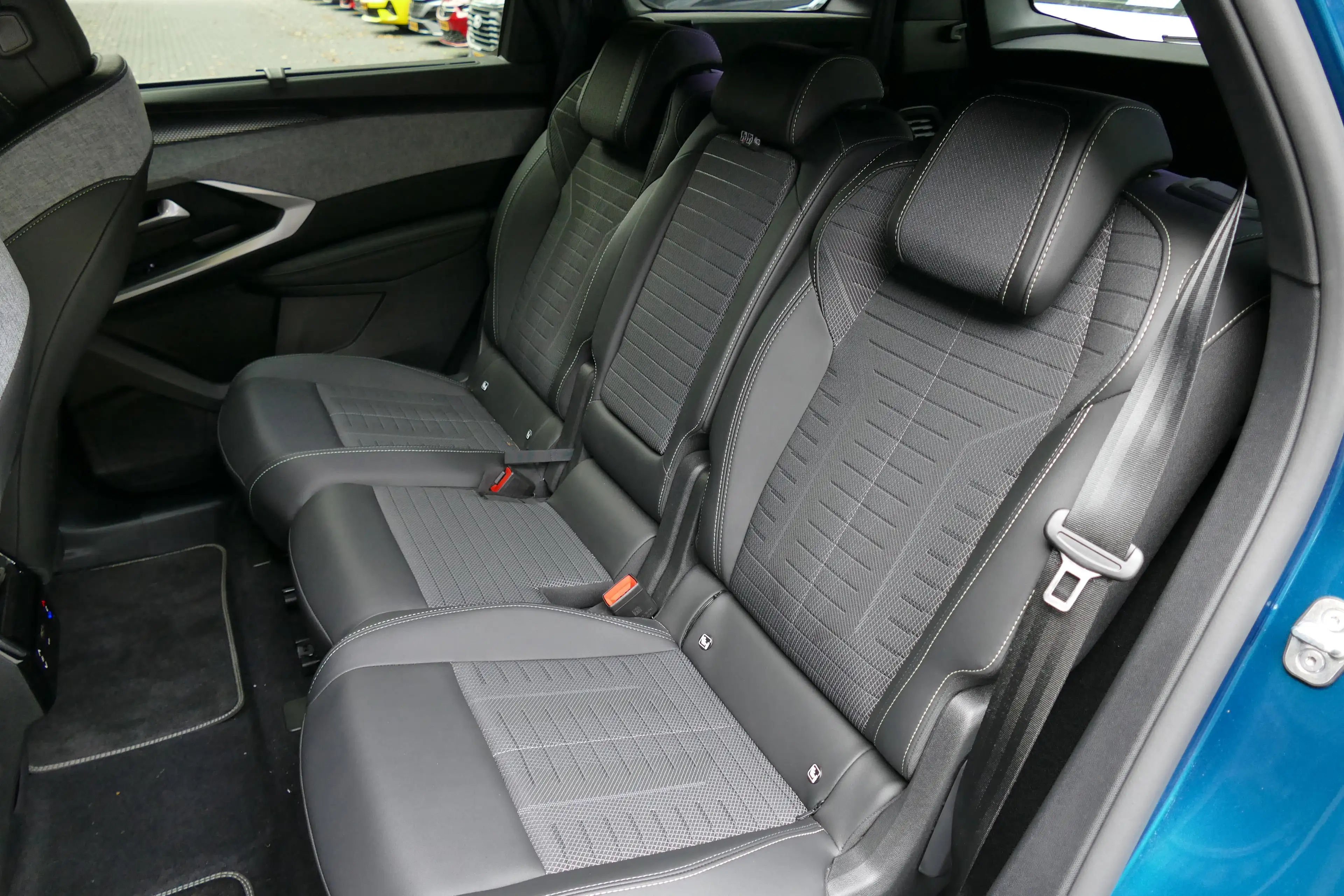 Peugeot 5008 e-5008 73KWH 210PK 7-ZITS GT AVANTAGE / CAMERA V+A — photo 16