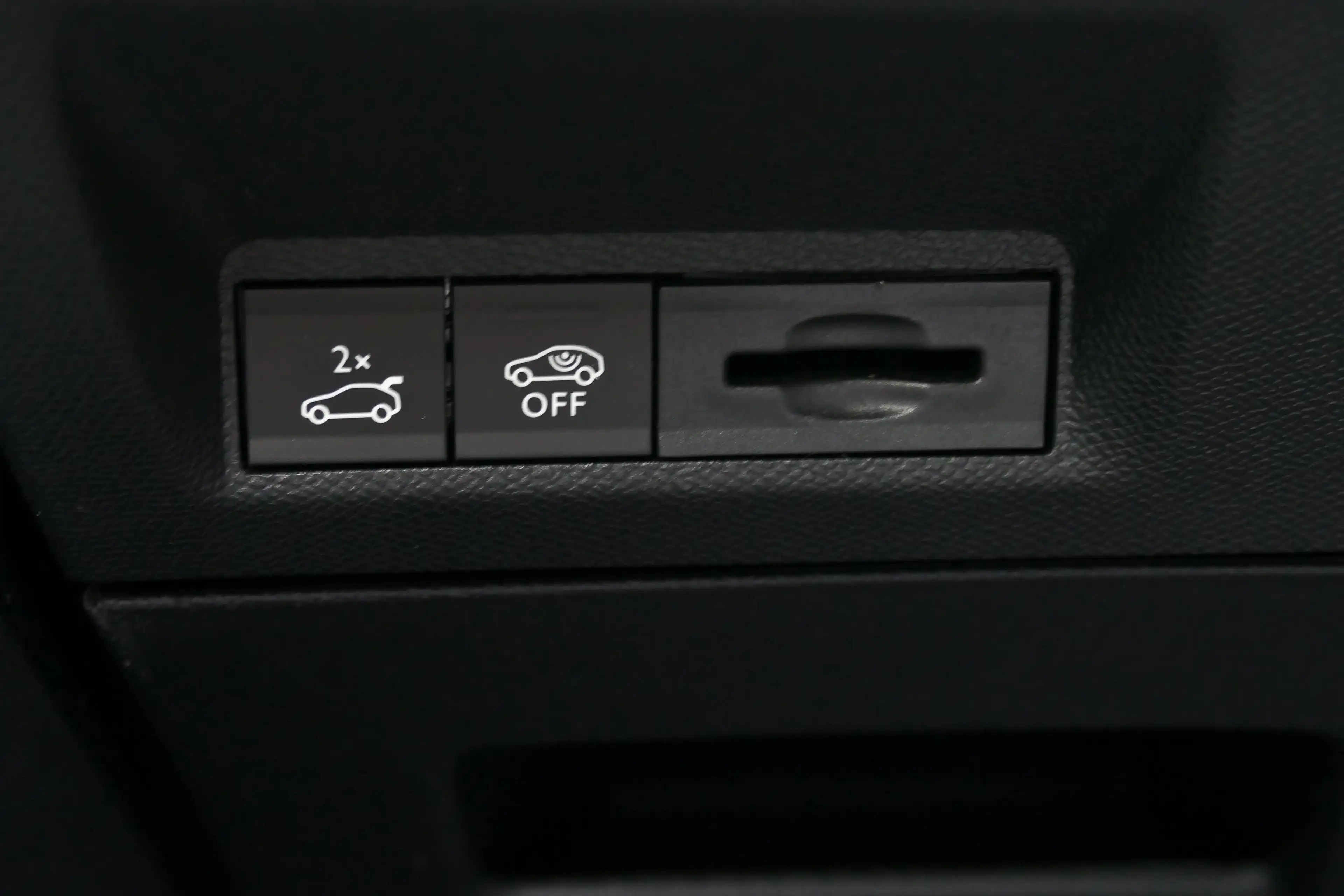 Peugeot 5008 e-5008 73KWH 210PK 7-ZITS GT AVANTAGE / CAMERA V+A — photo 21