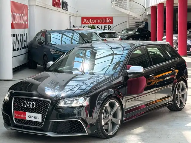 Audi RS3 2.5 TFSI Sportback quattro