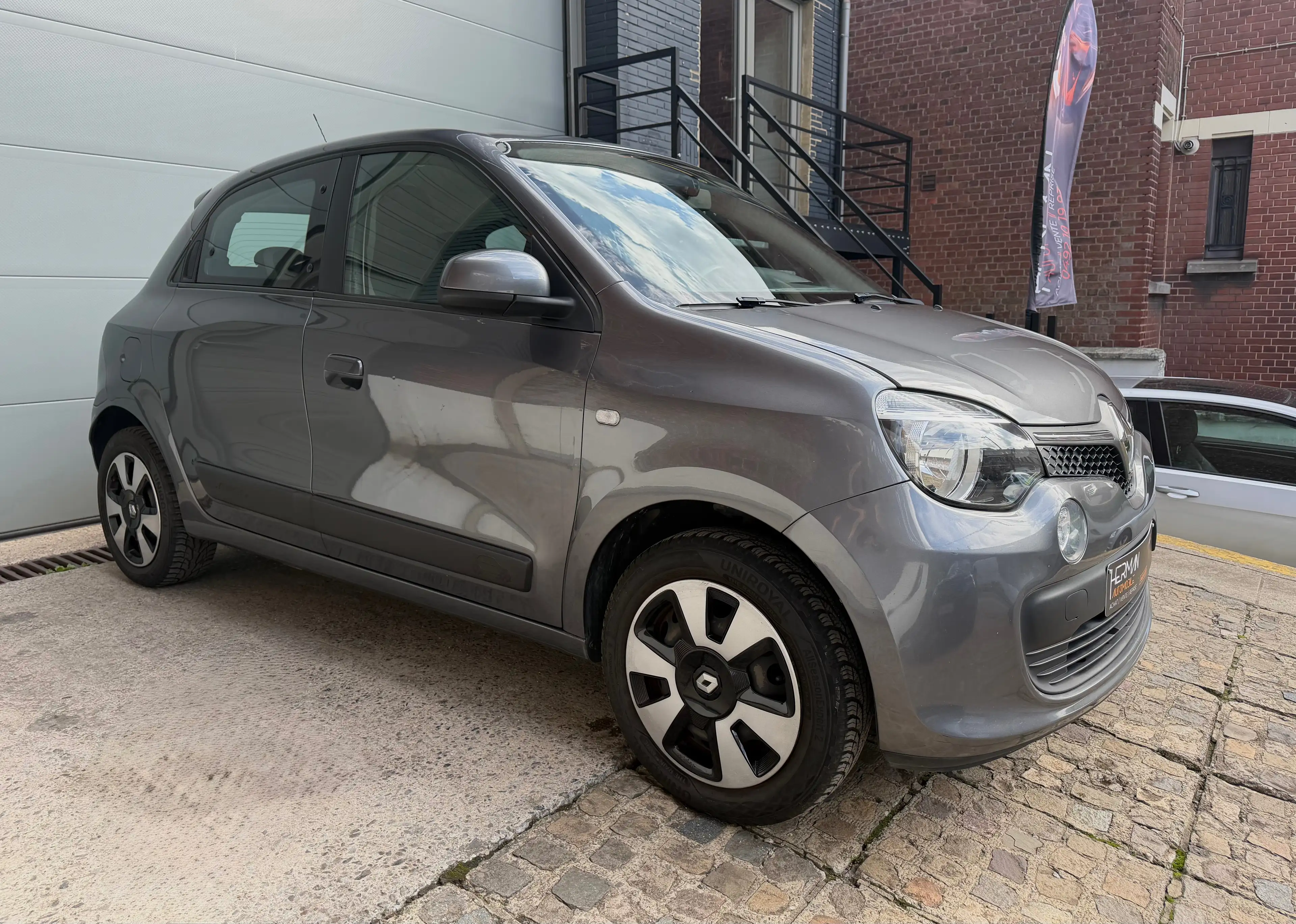 Renault Twingo Twingo 1.0i SCe Intens S — photo 2