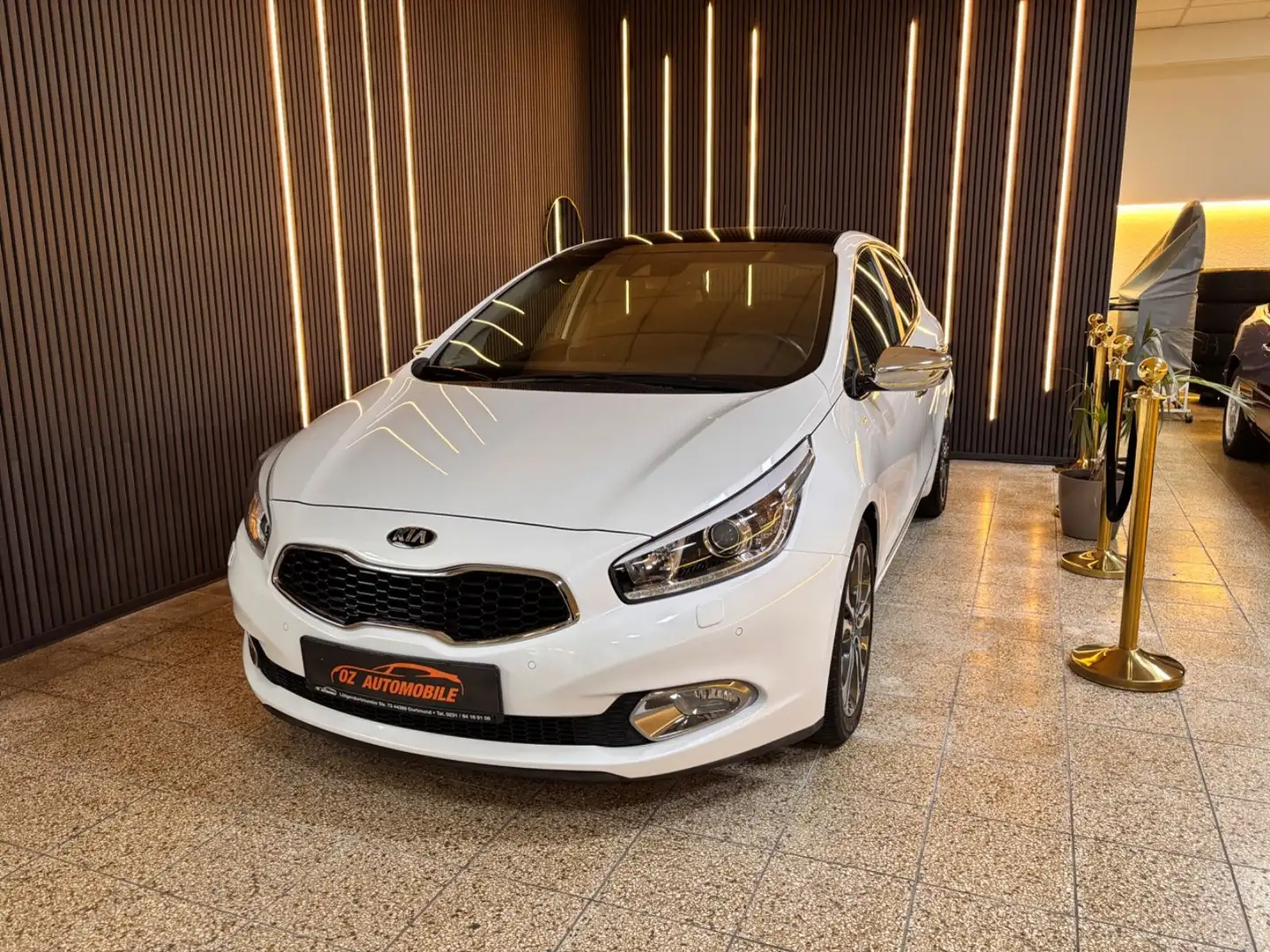 Kia Ceed / cee'd Platinum Edition Weiß - 2