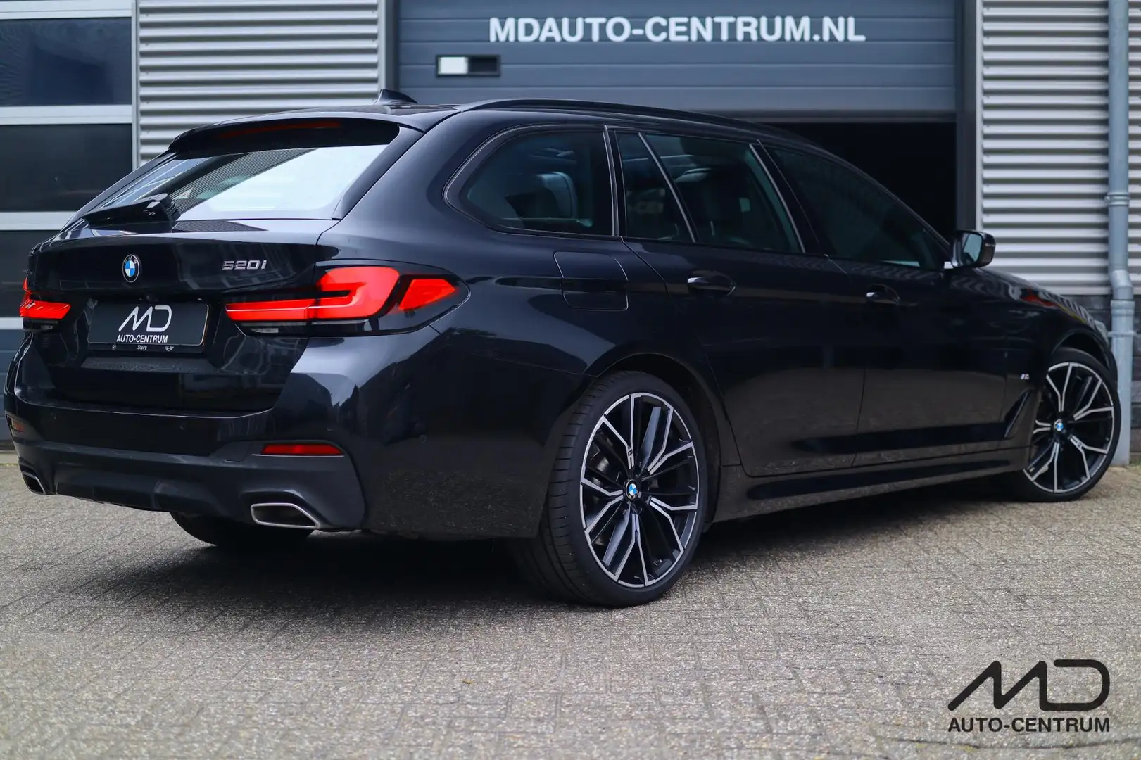 BMW 520 5-serie Touring 520i M Sport| Pano| Laser| HUD| Noir - 2