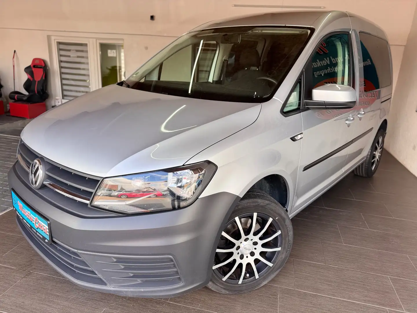 Volkswagen Caddy 2.0 TDI (5-Si.) 1.Hand Klima Tempomat EURO6 sauber Silber - 1