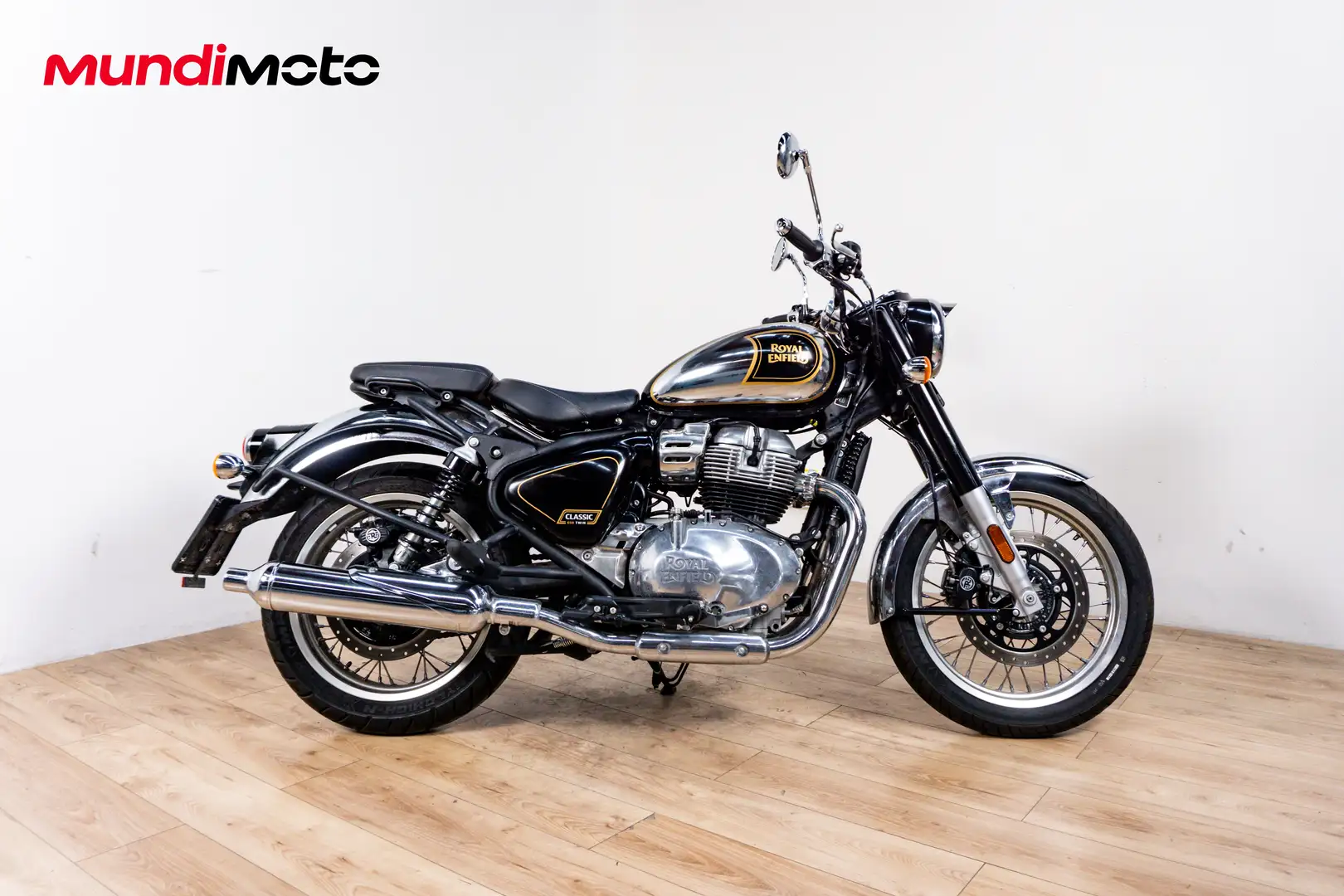 Royal Enfield Classic - 1