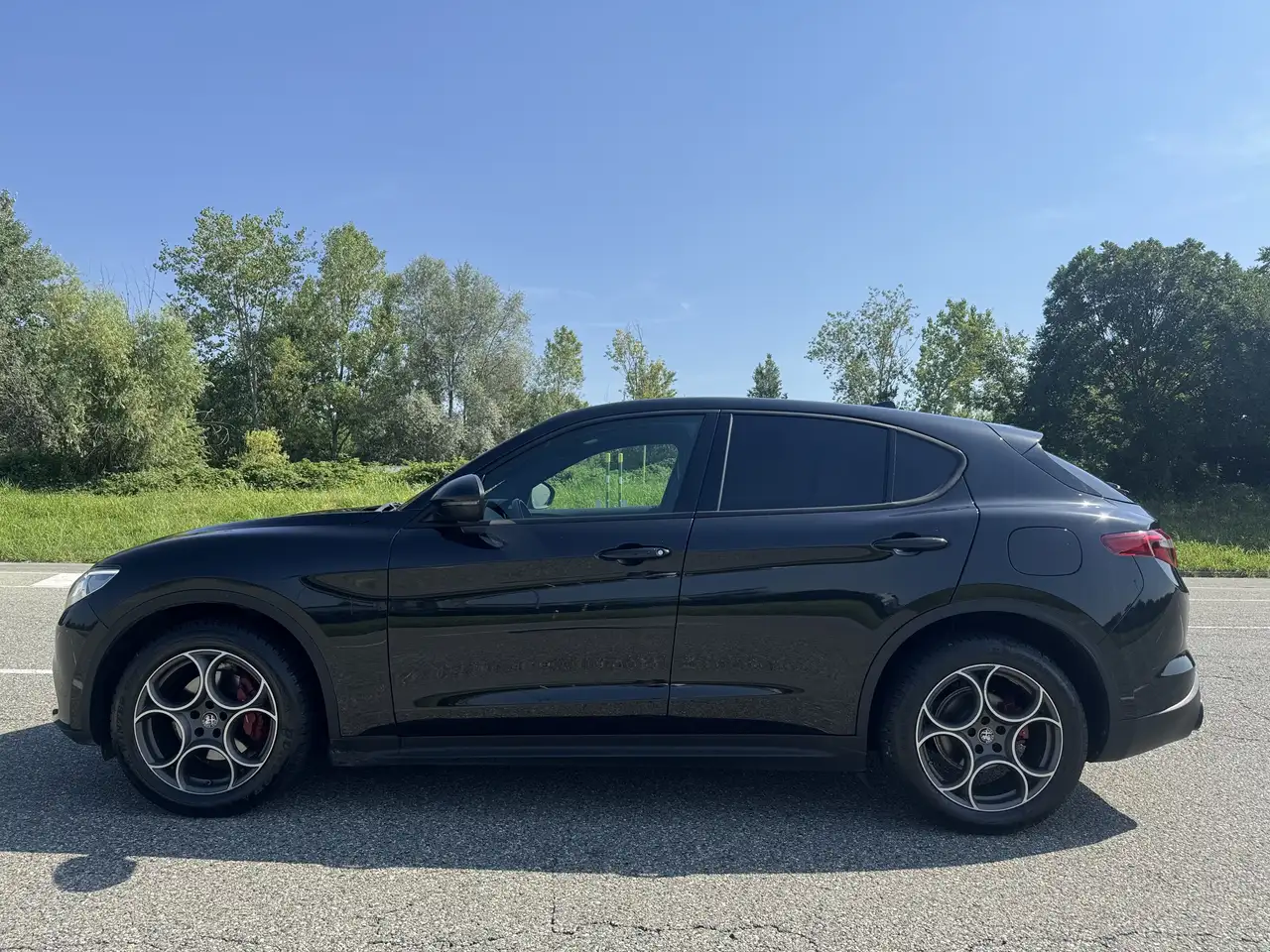 Alfa Romeo Stelvio 2022 — фото 7