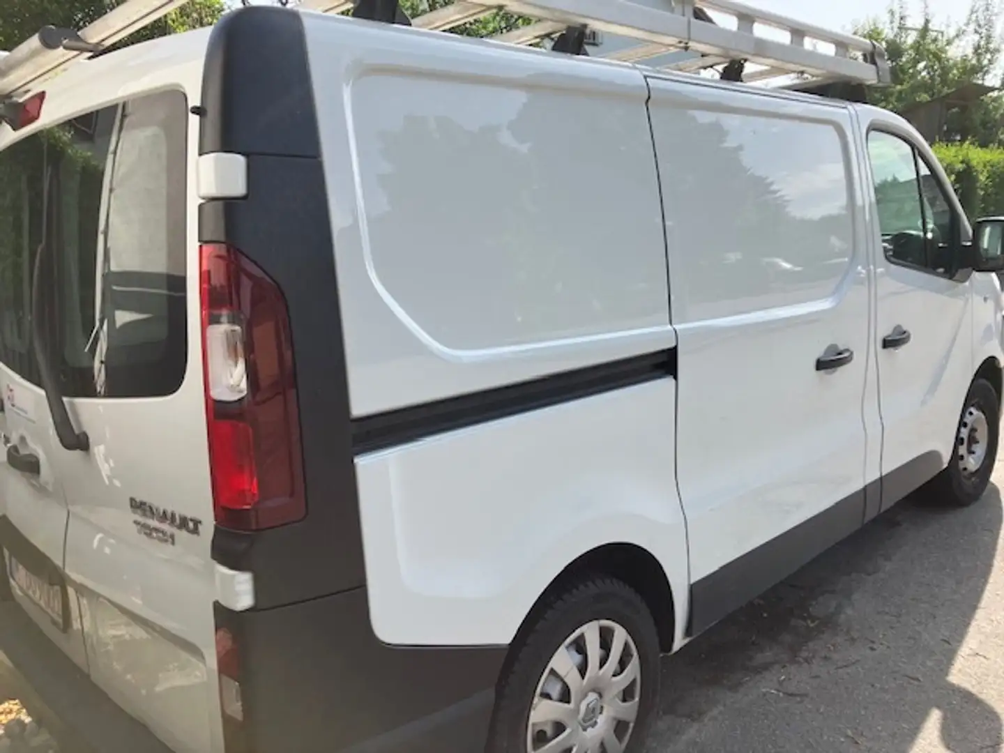 Renault Trafic L1H1 Kasten Weiß - 1