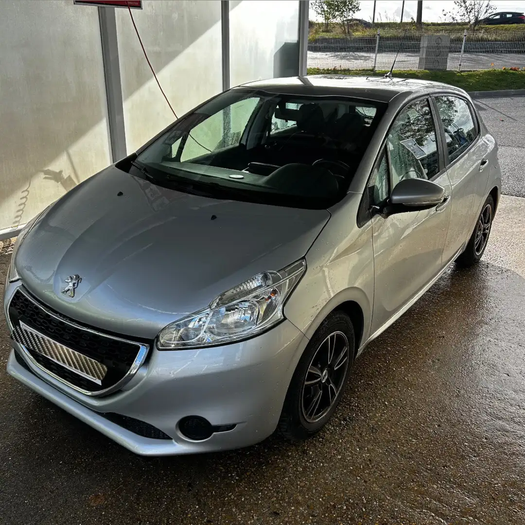 Peugeot 208 1.4 e-HDi 68ch FAP BMP5 BLUE LION Active - 2