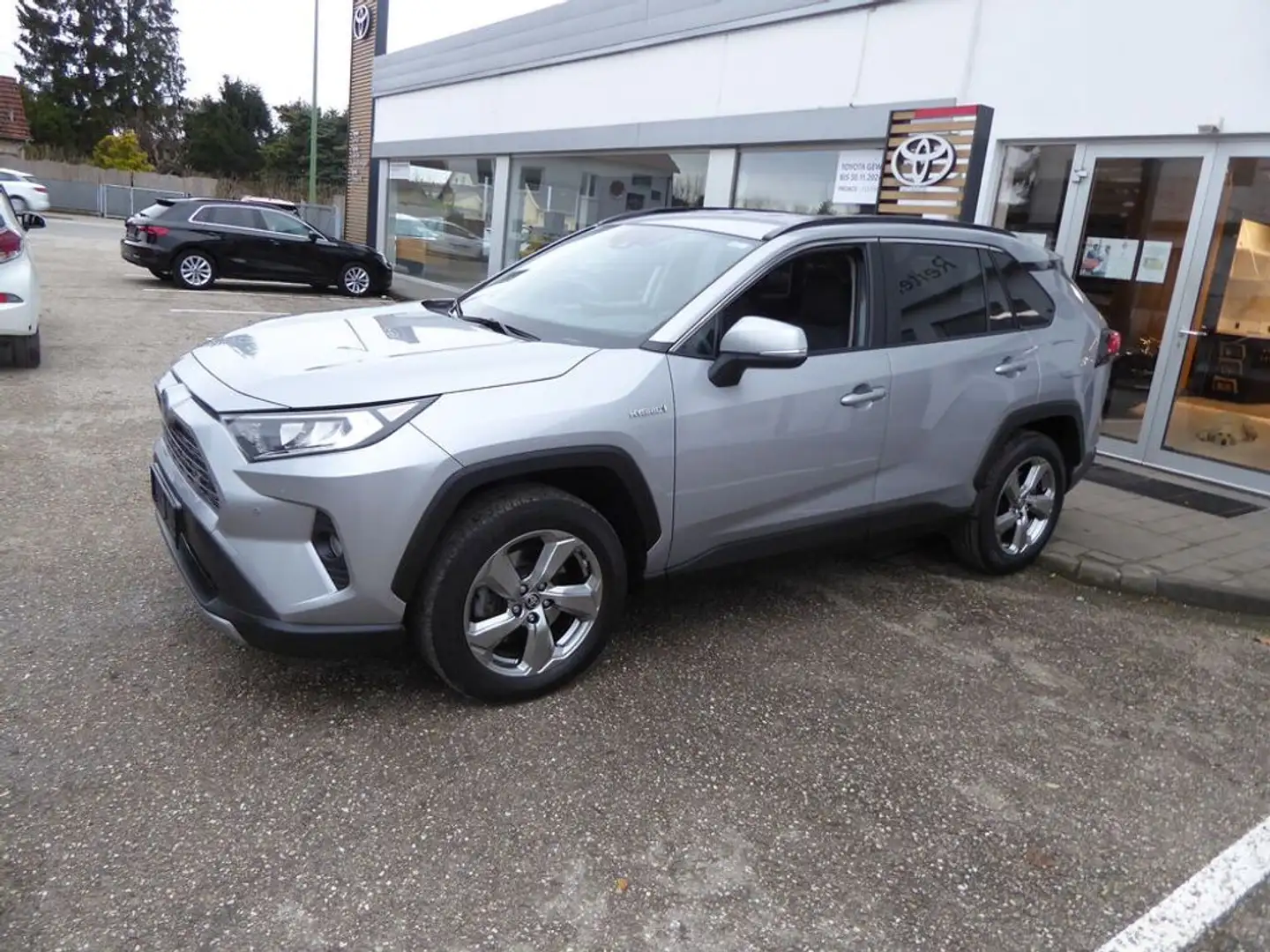 Toyota RAV 4 Hybrid *MWST*NAVI* Silber - 2
