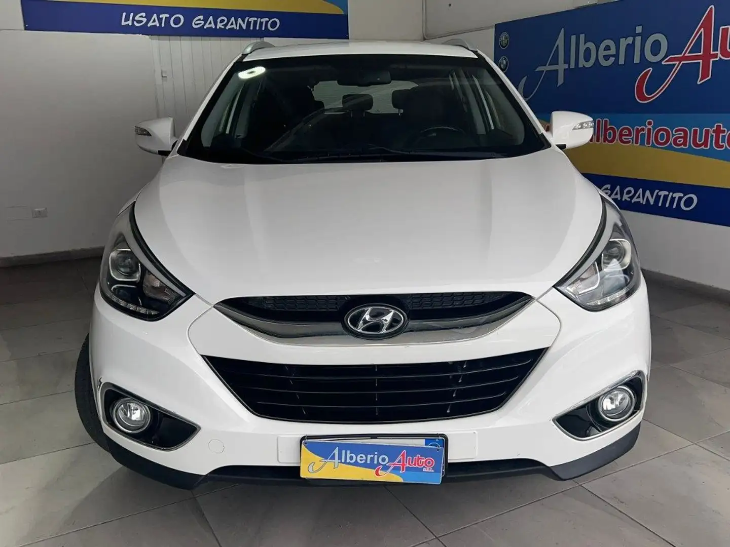 Hyundai iX35 1.7 CRDi 2WD Xpossible Weiß - 2
