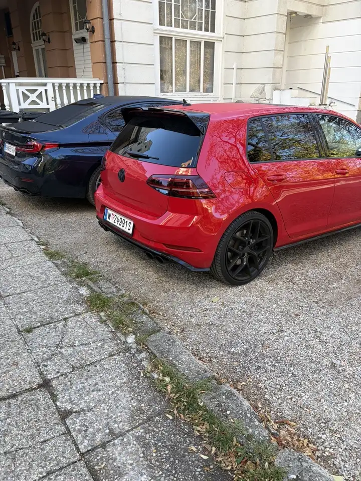 Volkswagen Golf R