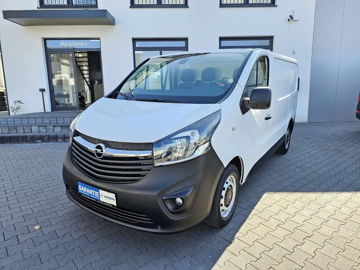 Opel Vivaro B Kasten L1H1 2,9t NAVI PDC TEMPOMAT 1.HD Weiß - 1