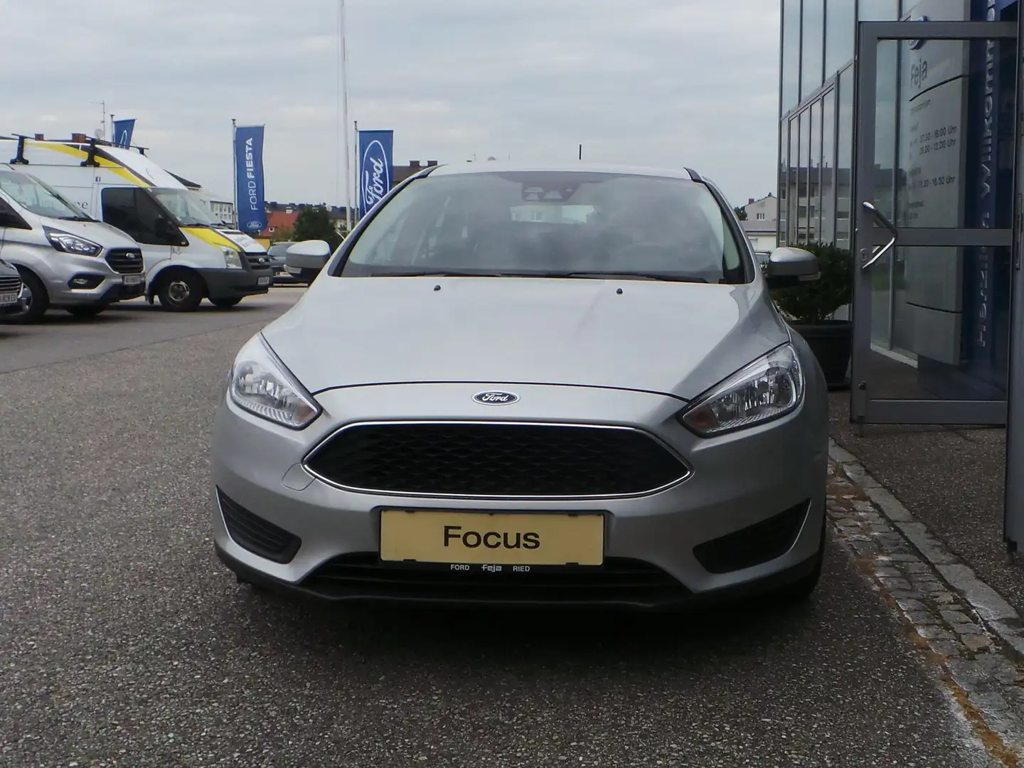 Ford Focus Trend Silber - 2