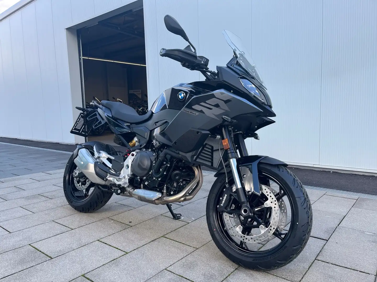BMW F 900 XR Triple Black Komfort/Dynamic SofortVerfü Noir - 2